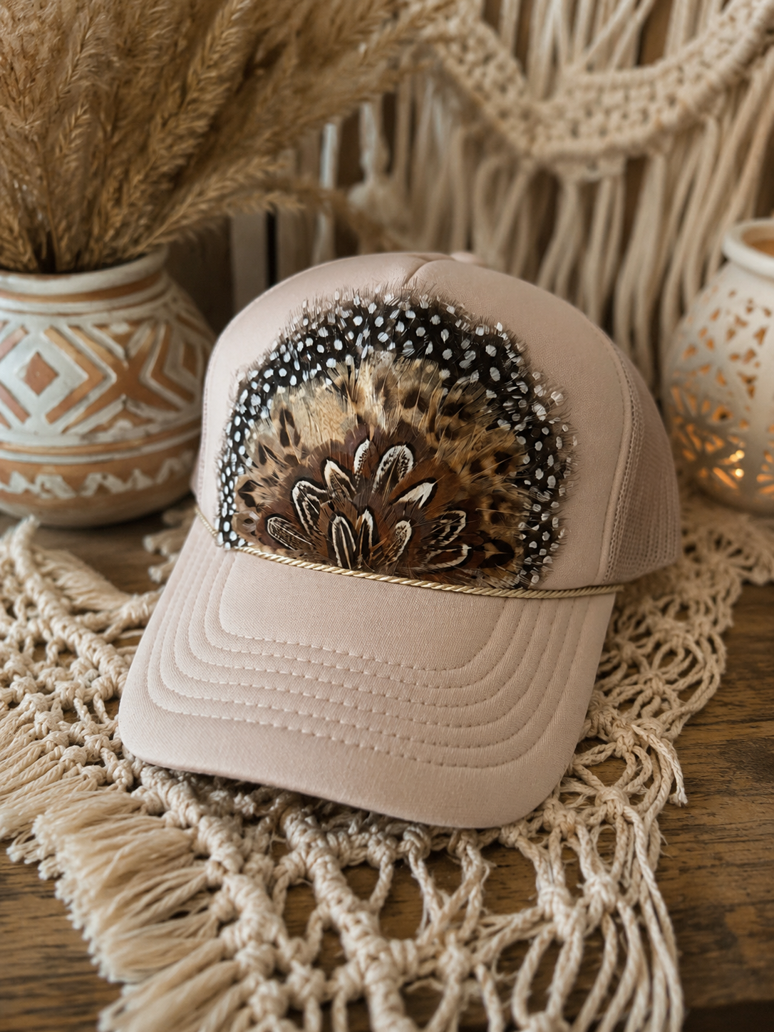 Dune Feather Trucker