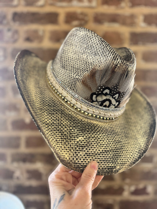 Betty Straw (READY TO SHIP)