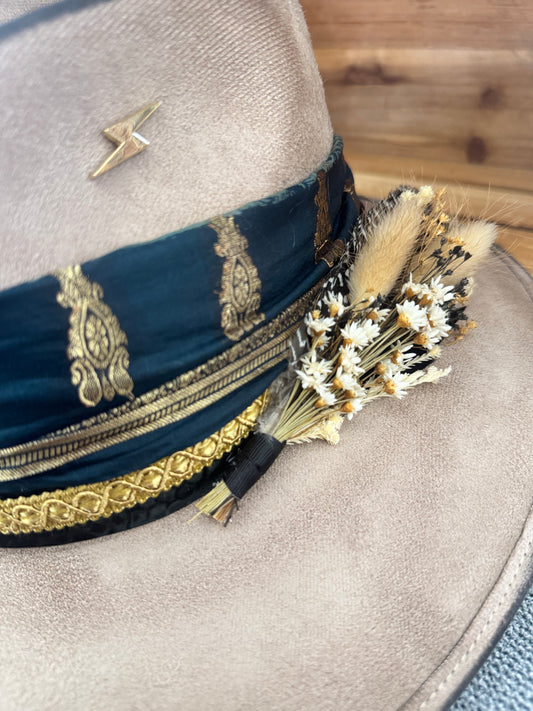 Revy (READY TO SHIP)